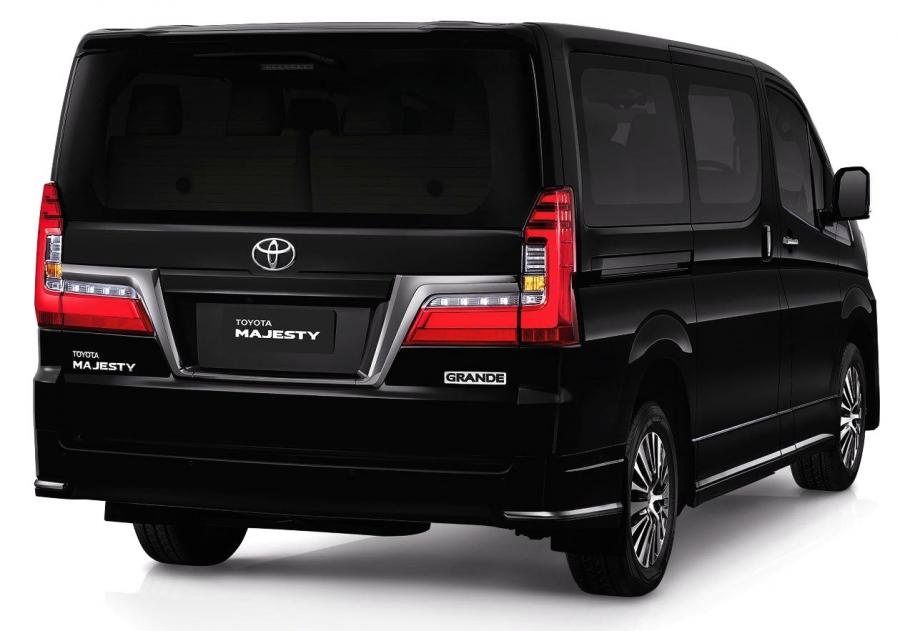  Toyota Majesty Grande 2019 года  (TH) (фото 4 из 28)